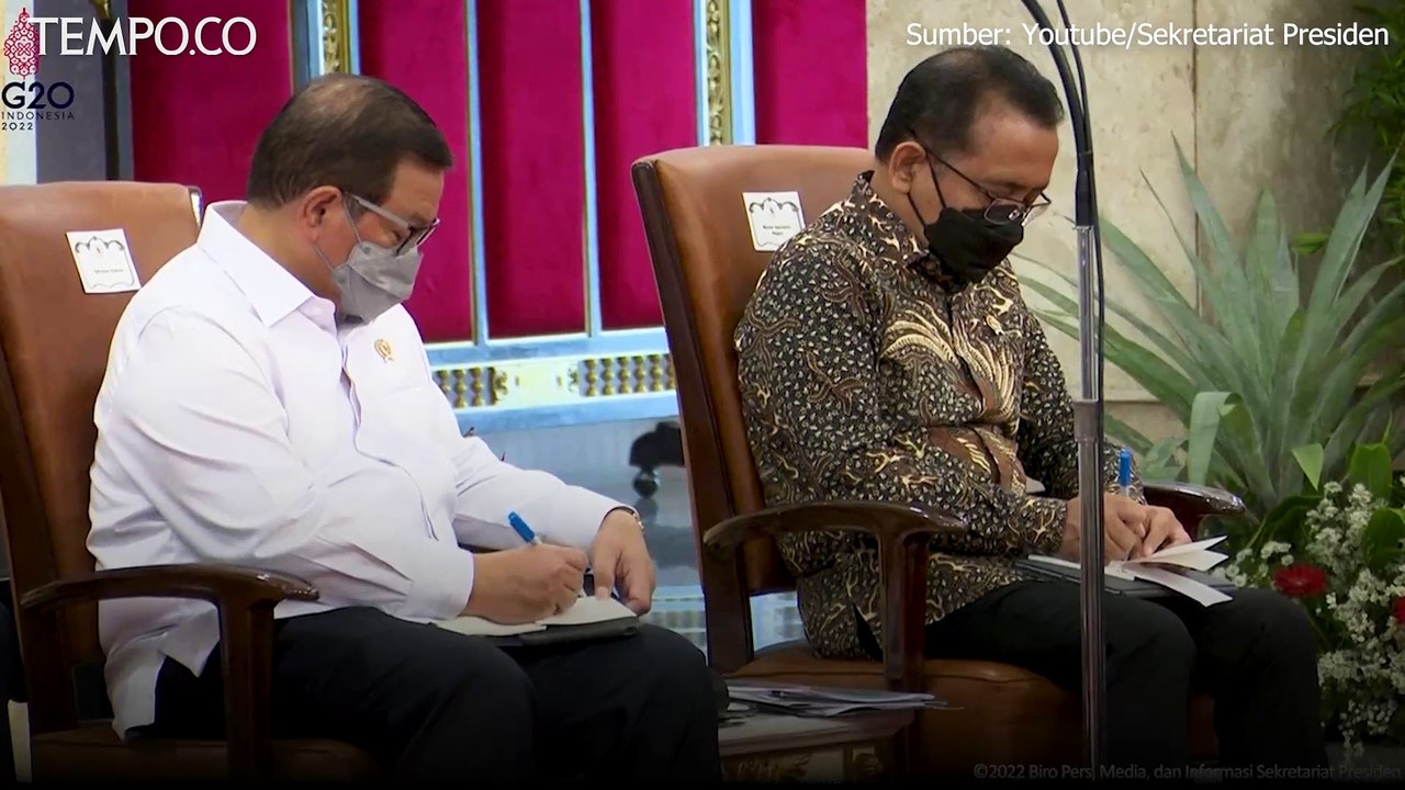 Jokowi Sentil Menteri Kabinet Soal Kenaikan Harga Bahan Pokok