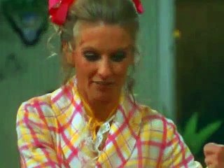 The Mary Tyler Moore Show S01E09 Bob & Rhoda & Teddy & Mary