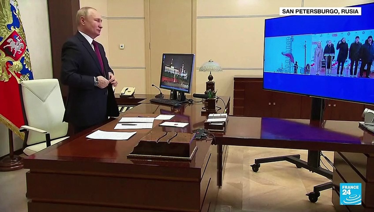 Rusia inauguró dos barcos rompehielos de propulsión nuclear