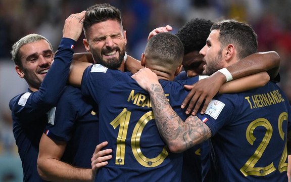 Coupe du monde : avec 51 buts, Olivier Giroud égale le record de Thierry Henry