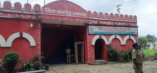 न्यायाधीश ने किया जेल का निरीक्षण