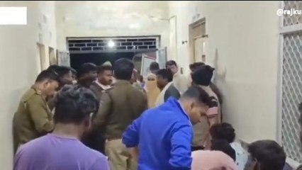 धार : भीषण सड़क हादसा, आईसर वाहन पलटा, एक की मौत, 13 घायल