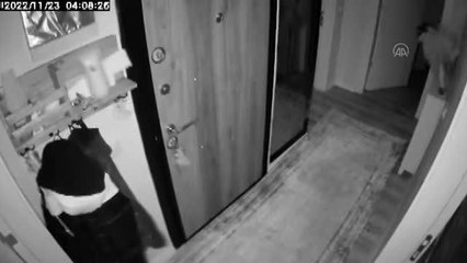 Düzce Gölkaya merkezli deprem güvenlik kameralarına yansıdı (2)