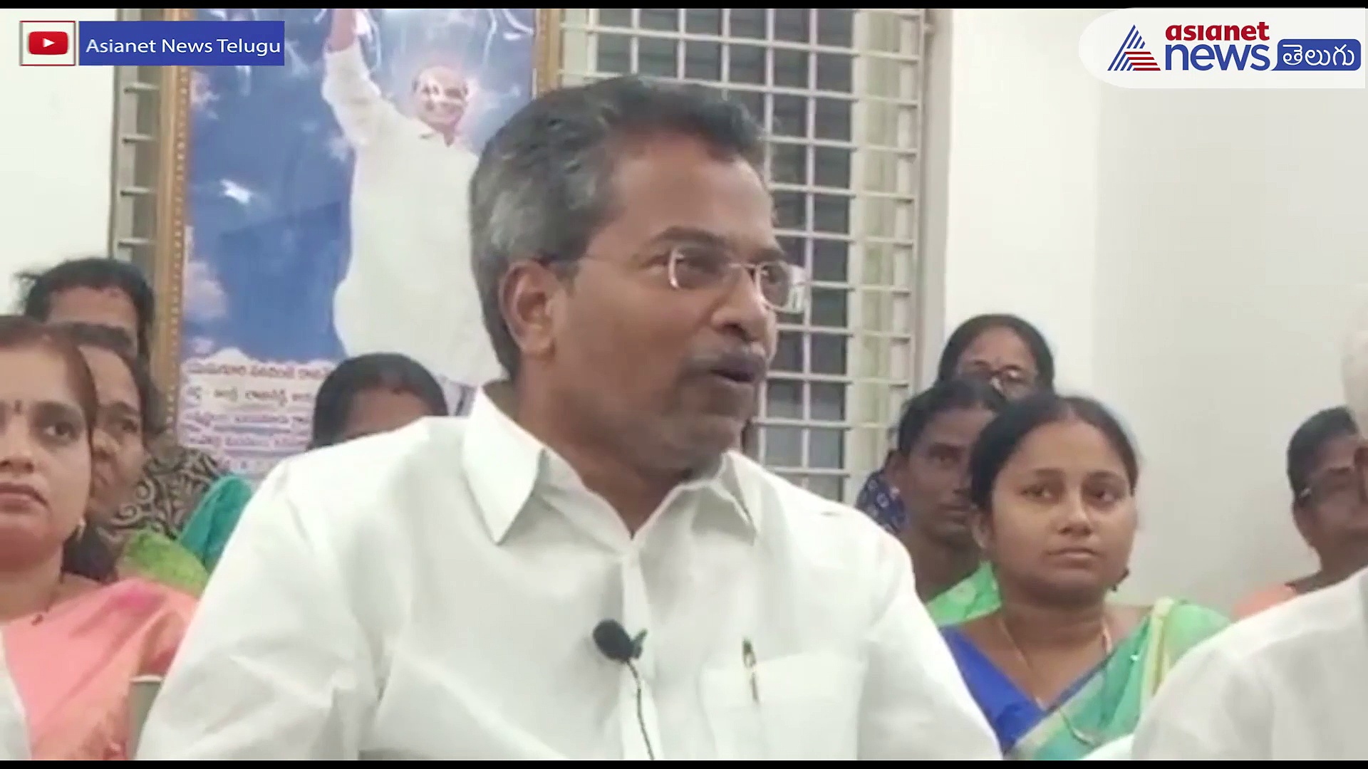 జగన్ కు ఉచిత సలహాలొద్దు... గౌరవాన్ని కాపాడుకొండి : తండ్రికి వసంత కృష్ణప్రసాద్ చురకలు 