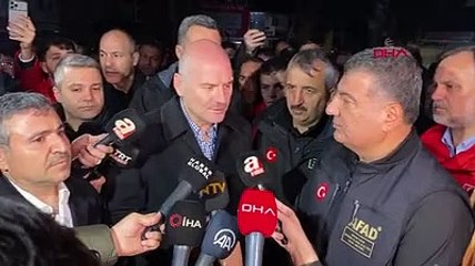 Bakan Soylu deprem bölgesinde: Köylerdeki taramalarımız devam ediyor, birkaç köyde ahır yıkılması söz konusu