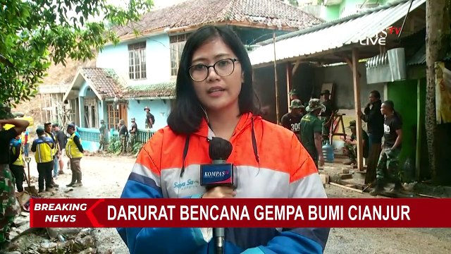 Anak dan Cucunya Tertimbun Reruntuhan Bangunan, Keluarga Korban Tak Kuasa Menahan Tangis