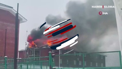 Rusya'da otelde yangın: 200 kişi tahliye edildi