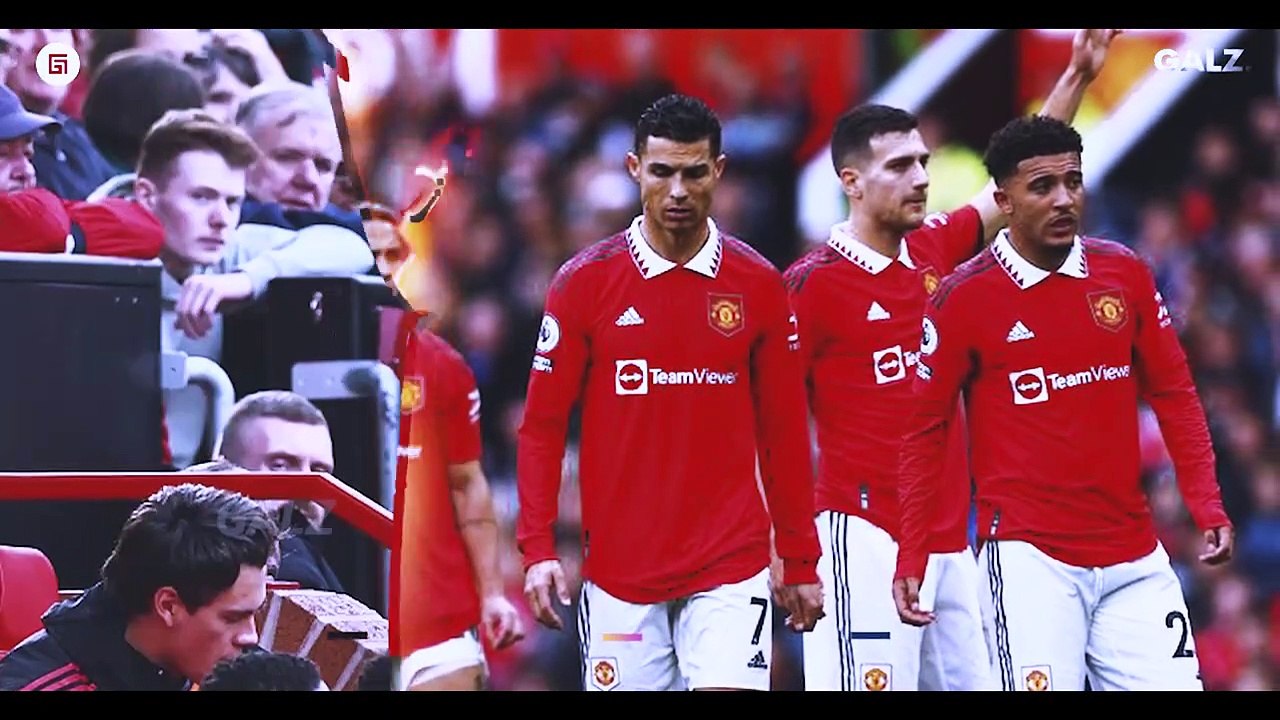 RESMI BERPISAH DENGAN MU!! Reaksi Dunia Mengetahui Ronaldo Sudah Tak Lagi Menjadi Bagian Dari MU