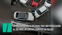 La policía dispara a un coche tras una persecución al saltarse un control cerca de un colegio