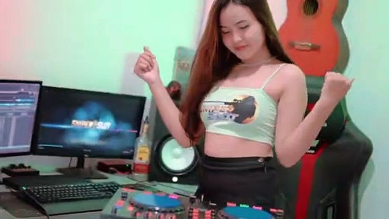 LAGU ASIK BUAT GOYANG BENTO  DJ AMILIA  REMIX VIRAL 2022_1080pFHR