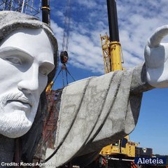 Une statue du Christ de 43 mètres de hauteur, installée au sud du Brésil