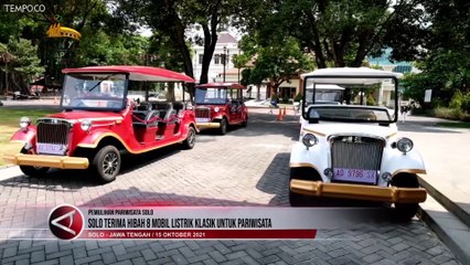 下载视频: Uji Coba Mobil Wisata, Gibran Rakabuming Terima Hibah Mobil Listrik