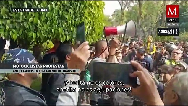 Cientos de motociclistas protestan contra modificaciones al reglamento de tránsito