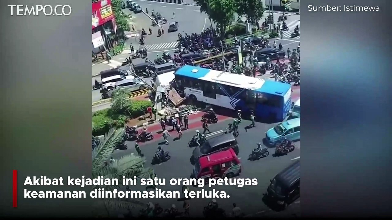 Begini Kondisi Pos Polisi di PGC Jakarta Timur yang Ditabrak Transjakarta