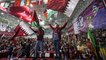 عبر شاشات ضخمة.. فلسطينيون يتابعون بشغف مباريات كأس العالم