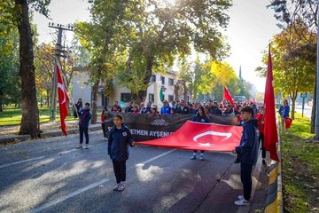 Şehit öğretmen Ayşenur Alkan'ın anısına yürüdüler