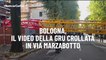 Bologna, il video della gru crollata in via Marzabotto