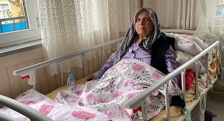 Köpeklerin saldırısına uğrayan kadının bacağı kesildi