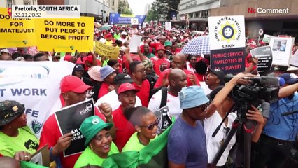 South Africa’s public service unions march through streets for higher salaries
