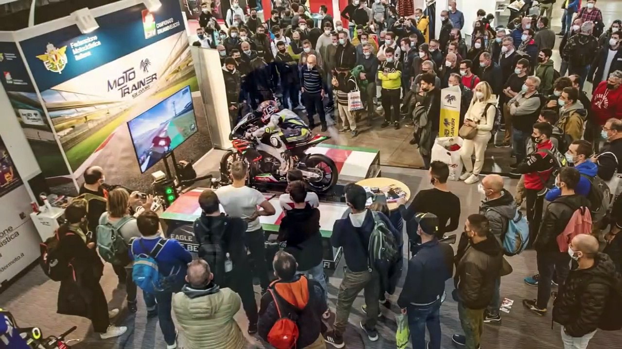 2023 Triumph Street Triple | Street Triple R , Street Triple RS & Moto 2 Edition | Gearhead Official