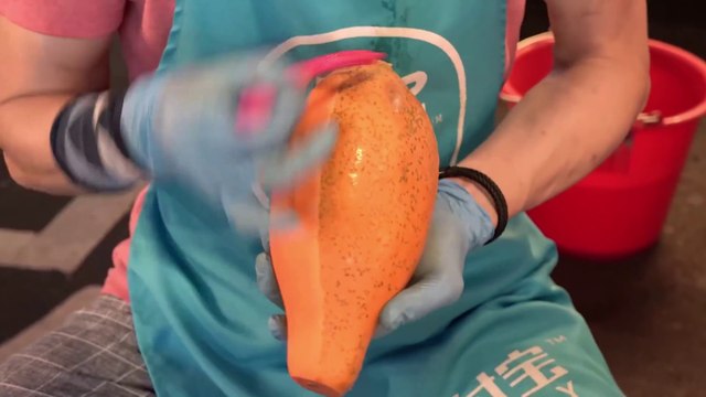Fruits Cutting Skills - Papaya Milk Shake - Taiwanese Street Food
