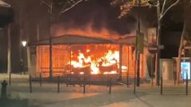 Paris XVIIIe : un manège pour enfants détruit par les flammes