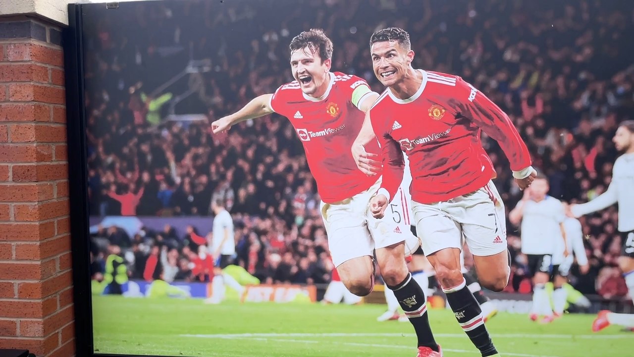 Cristiano Ronaldo: What Manchester thinks of Ro...