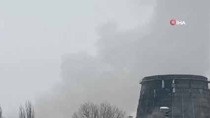 Rusya, 70 füzeyle Ukrayna'yı hedef aldıUkrayna'da 2 nükleer santralin elektrik şebekesi ile bağlantısı kesildi