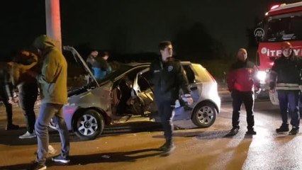 Cip ile otomobilin çarpışması sonucu 4 kişi yaralandı