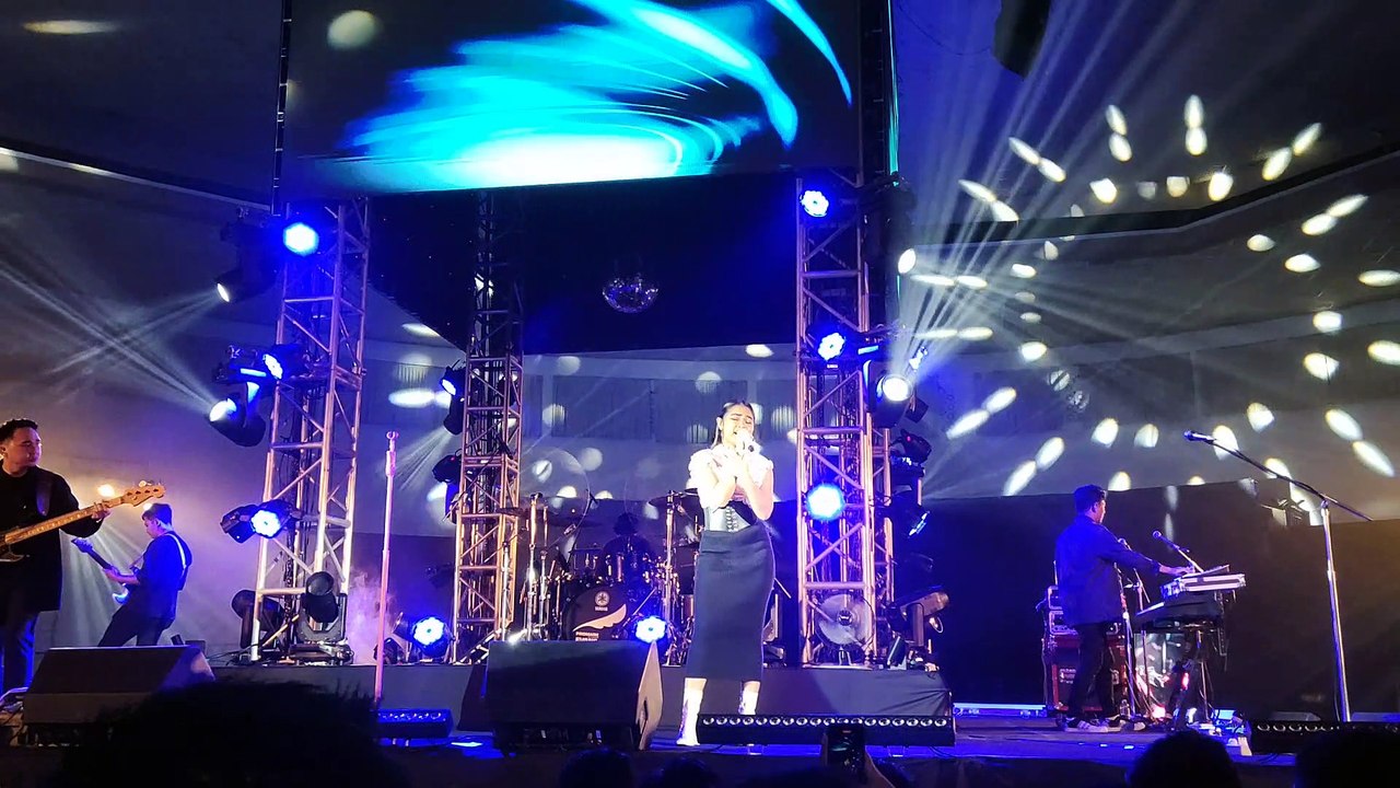 GEISHA BAND LIVE MUSIK DI KOTA MALANG - TAK KAN PERNAH ADA