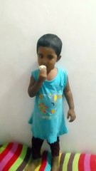 ছামিরা এটা কি খাচ্ছে Samira & Mariam World's