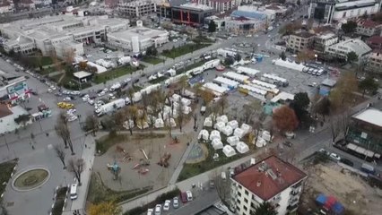 Depremzedelerin konaklaması için kurulan çadırlar görüntülendi