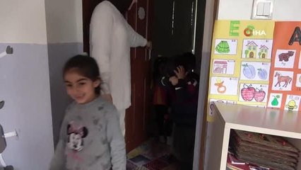 Öğrencilerine anne olan Tuğba öğretmen, çocukları yarınlara taşıyor