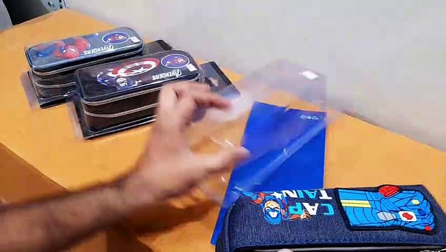 Unboxing and Review of Captain america, Spiderman, ironman 2 chain pencil pouch
