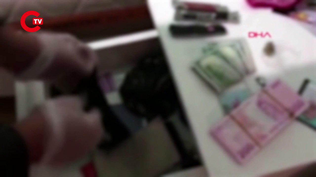 Suç örgütüne yönelik operasyon: Kalaşnikoflar ele geçirildi