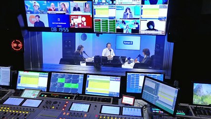 Sylviane Agacinski : «Le voile doit être traité comme un signe politico-religieux»