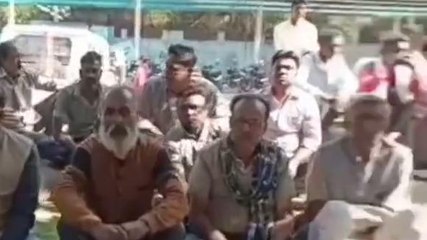 नरसिंहपुर : दुकानदारों को बेदखली के नोटिस, कलेक्ट्रेट में डाला डेरा, जानें मामला