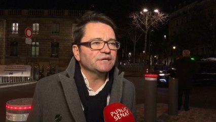 Macron face aux maires : "L'arficialisation des sols selon les territoires est une bonne nouvelle"