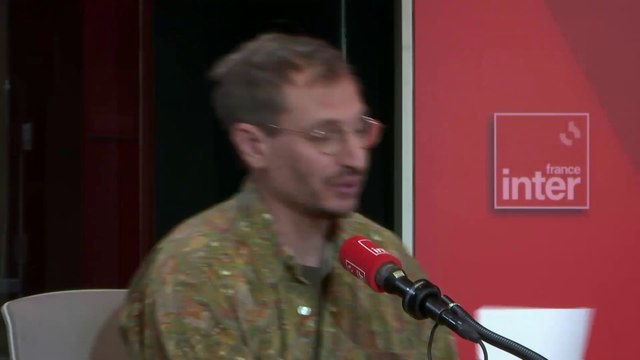 Alexis essaye de boycotter la Coupe du Monde de Football - La drôle d'humeur d'Alexis le Rossignol