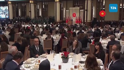 Erdoğan: Öğretmenlik Meslek Kanunu'nun getirdiği kazanımlara bakamdan, tamamı yalan veya yanlış bilgilerle devletimizle öğretmenlerimiz arasına fitne sokmaya çalıştılar