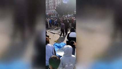 En Chine, manifestation dans la plus grande usine d'iPhone du monde