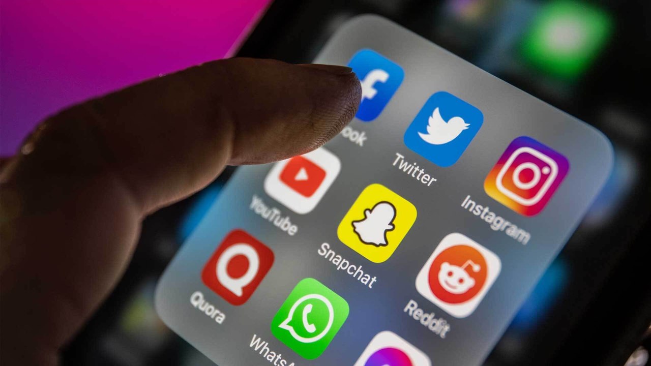 Twitter, Insta, Facebook: So ticken die Sternzeichen auf den Social-Media-Plattformen