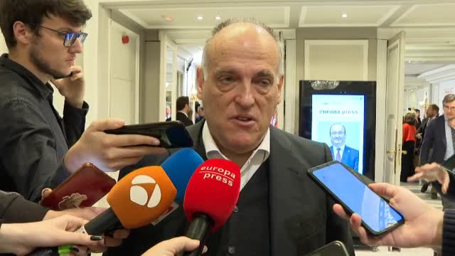 Tebas y Blanco elogian a la selección tras la goleada ante Costa Rica