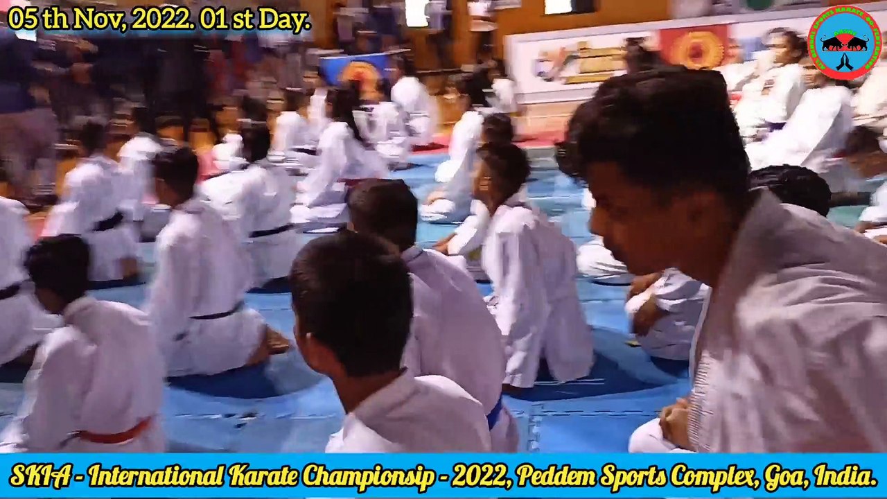 "এস.কে.আই.এ আন্তর্জাতিক ক্যারাটে ক্রীড়া প্রতিযোগিতা ২০২২" অনুষ্ঠান মঞ্চে অংশগ্রহণের প্রাক্কালে, "অল বেঙ্গল স্পোর্টস ক্যারাটে-ডু-ফেডারেশন" -র সাধারণ সম্পাদক, শ্রীমান বিক্রমাদিত্য বর্মনের একমাত্র ক্যারাটে ছাত্রী শ্রীমতি সৌমিতা সেনের প্রস্তুতি পর্ব।