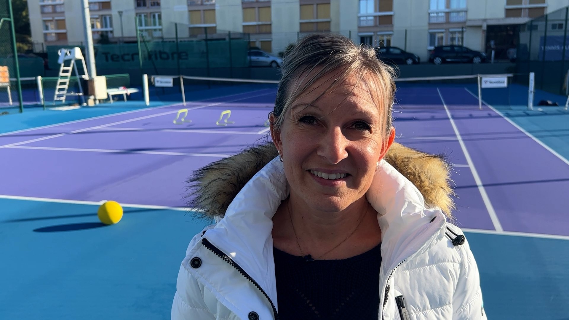 Interview maritima: Laurence Bonnaure présidente du Tennis Club Marignane -  Vidéo Dailymotion