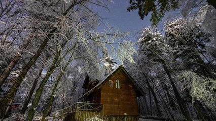 Çin'in Kuzeydoğusundaki Changbai Dağları'ndan Muhteşem Kar Manzarası