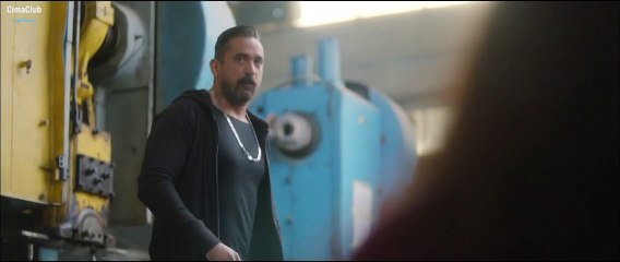 فيلم هروب اضطراري 2017