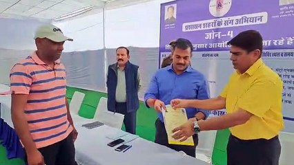लम्बे विवाद के बाद निकला हल, मेट्रो एन्क्लेव योजना में लोगों को बांटे पट्टे