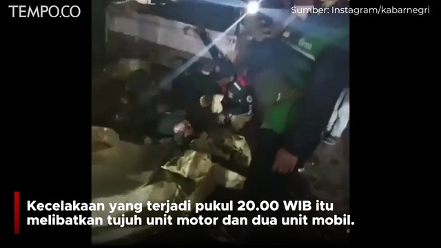 2 Orang Tewas Akibat Kecelakaan Beruntun di Depan Menara Saidah
