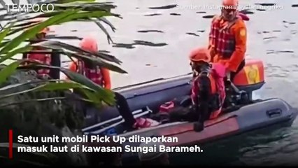 Descargar video: Usai Kecelakaan Mobil Pick Up Ini Terjun ke Laut Padang, 3 Orang Hilang